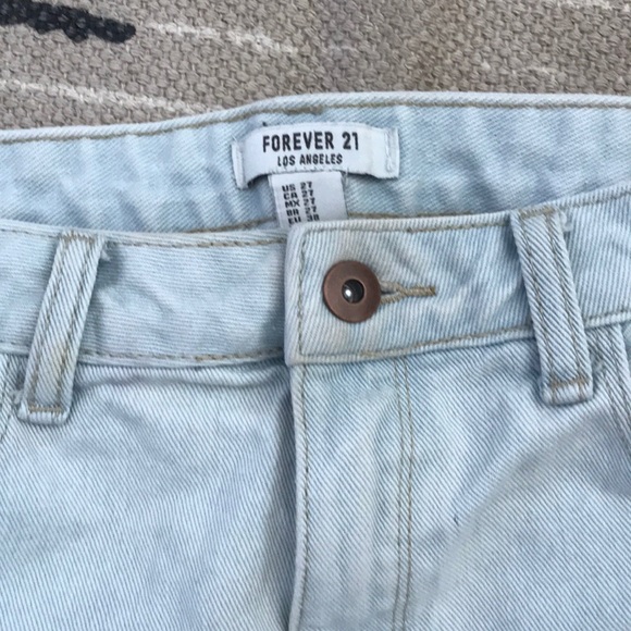 Forever 21 Laced Light Denim Shorts - Picture 4 of 5
